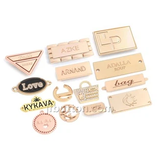 Tấm Logo kim loại cho quần áo